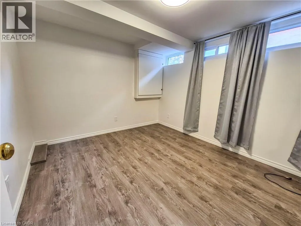 11 DUNCAIRN Avenue Unit# Lower, #Lower