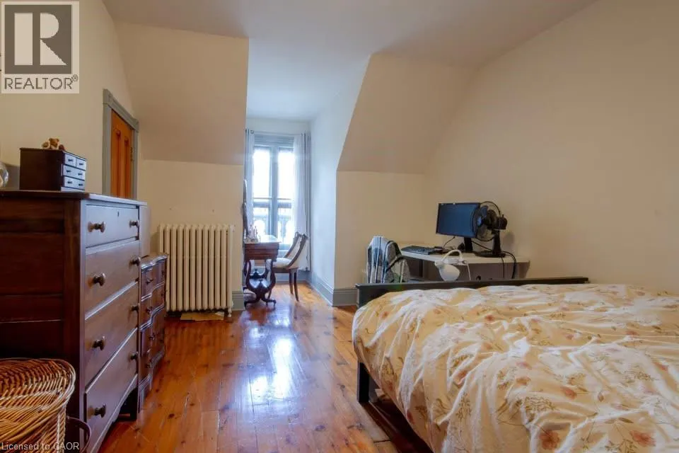 183 JAMES Street S Unit# 3, #3