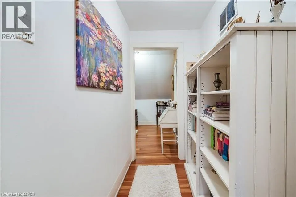 183 JAMES Street S Unit# 3, #3