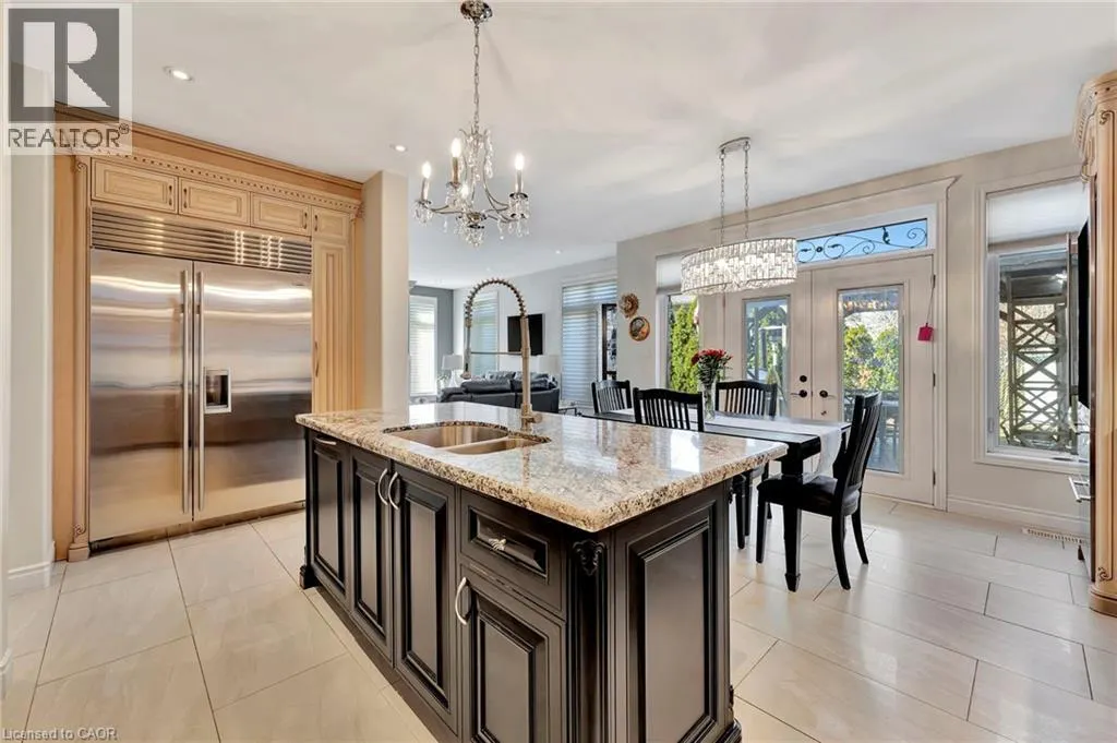 3 RIANNA Court
