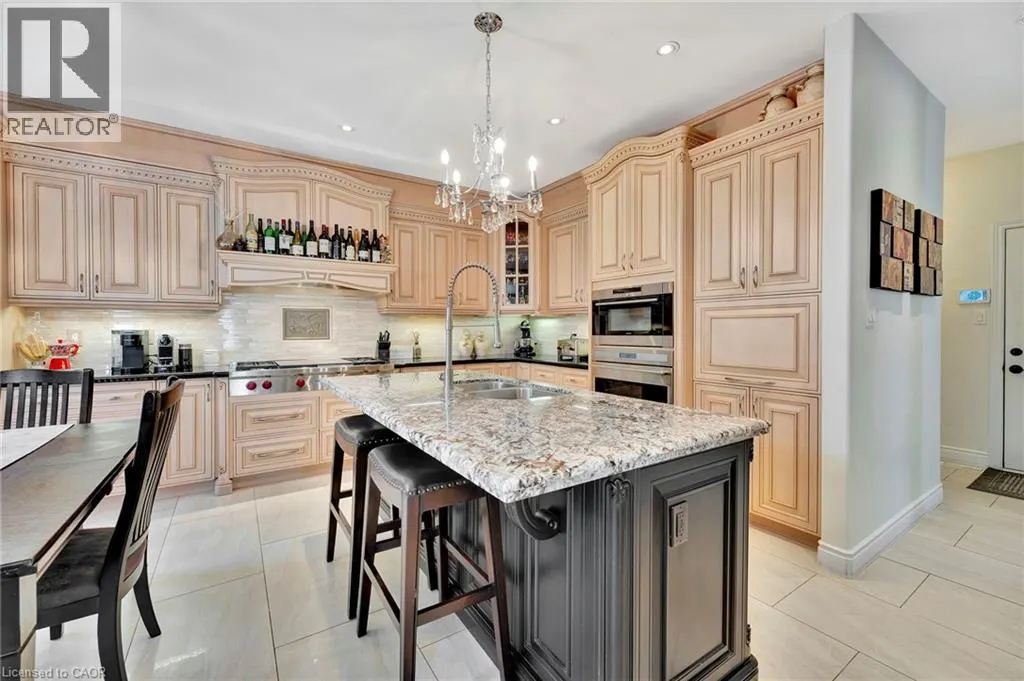 3 RIANNA Court