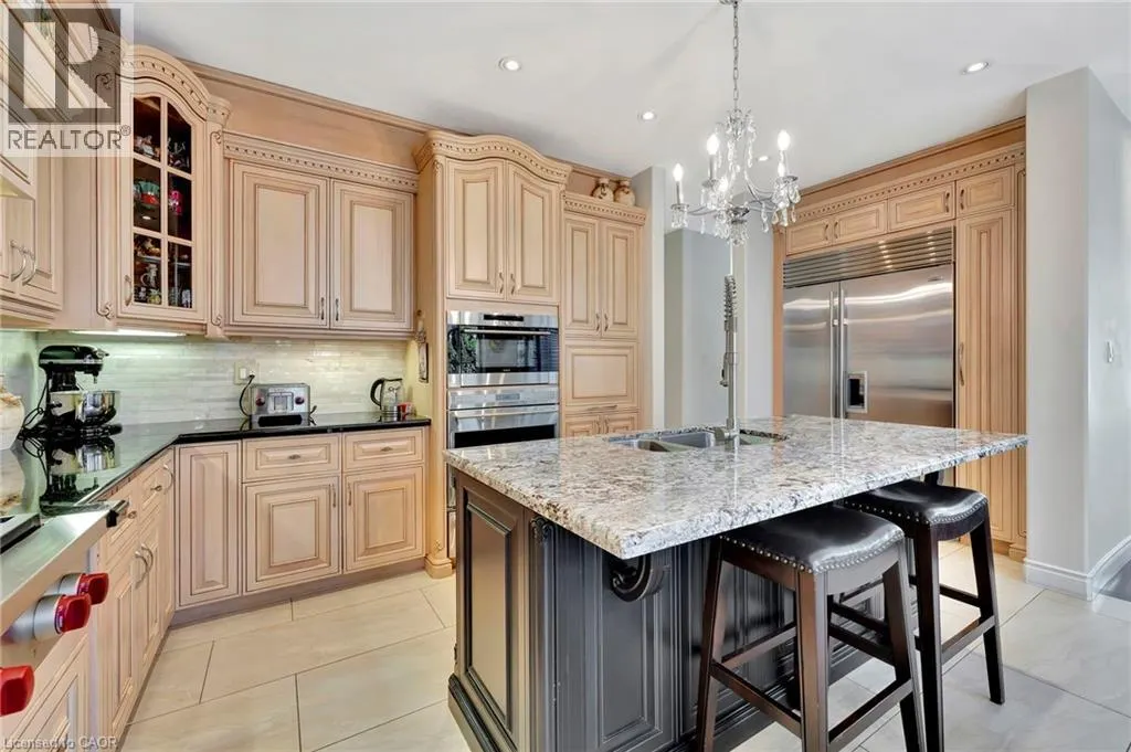 3 RIANNA Court