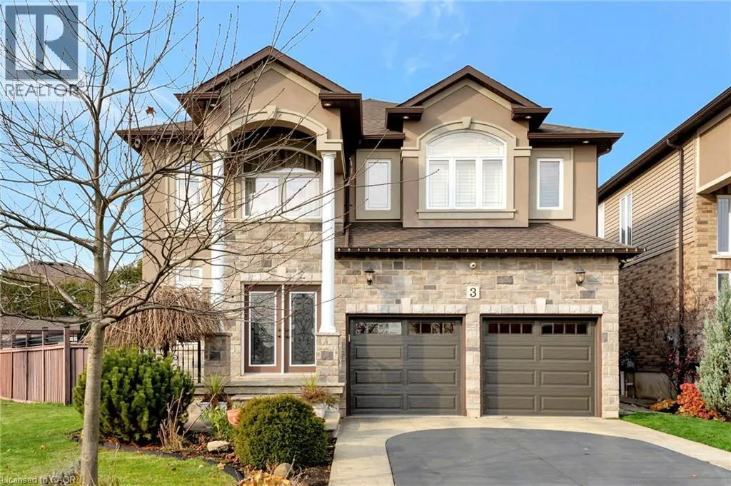 3 RIANNA Court