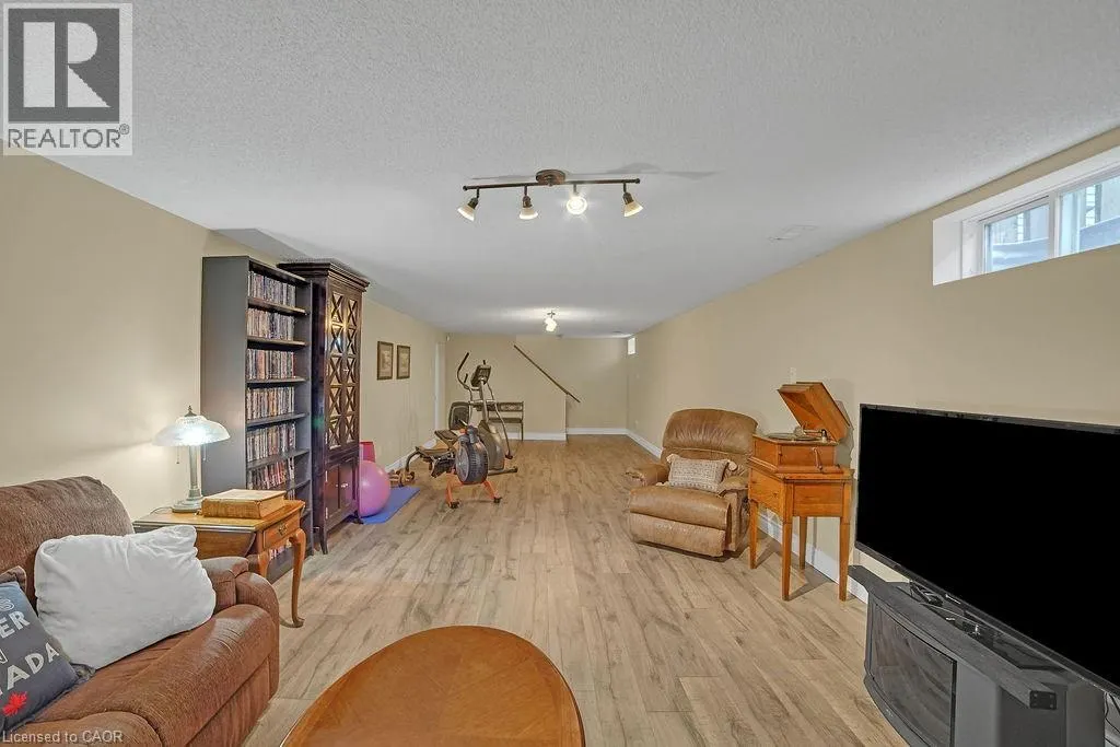 30 HIGHLAND Boulevard