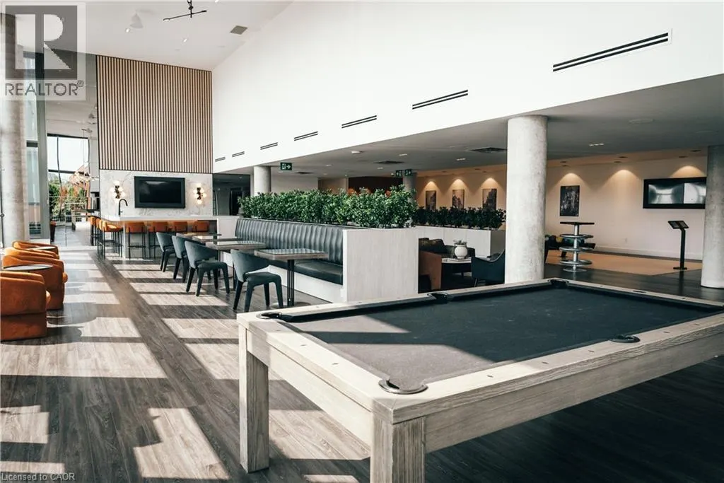 15 WELLINGTON Street S Unit# 1009, #1009