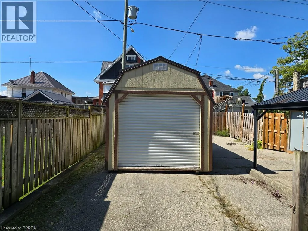 60 LYNNWOOD Avenue