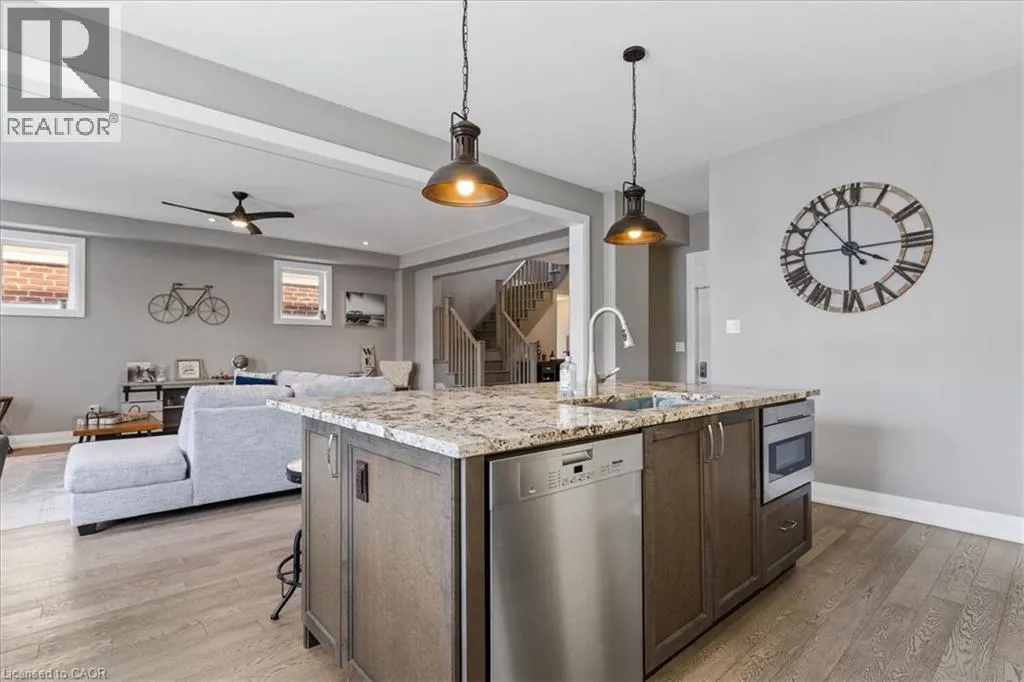 504 EQUESTRIAN Way