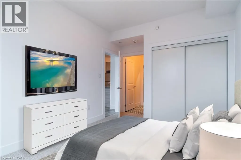 125 SHOREVIEW Place Unit# 523, #523