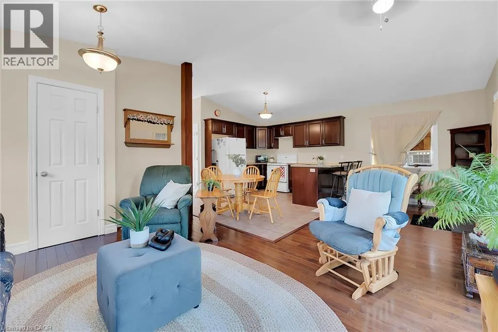 8 DOWNEY Road