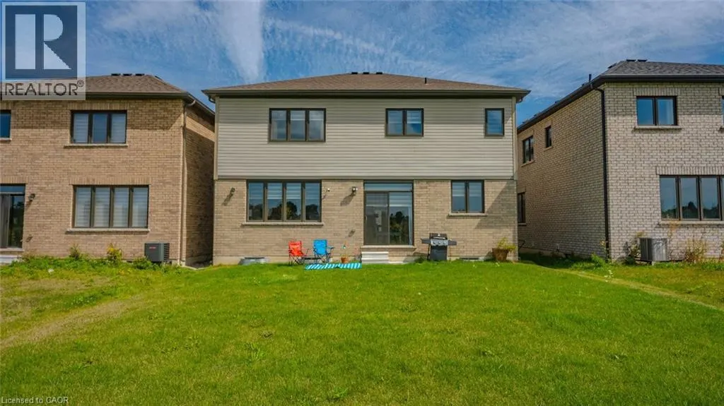 29 BEE Crescent