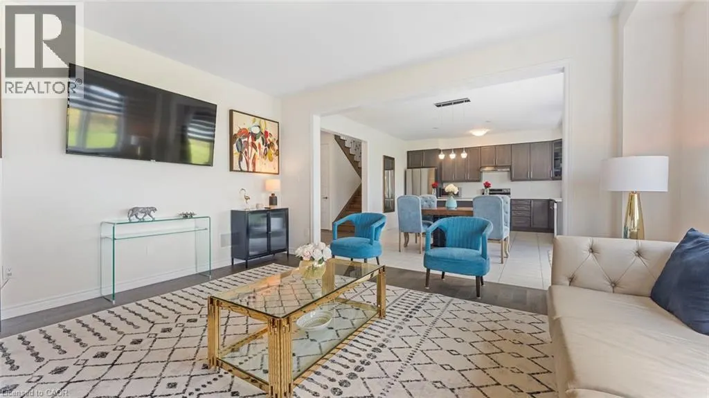 29 BEE Crescent