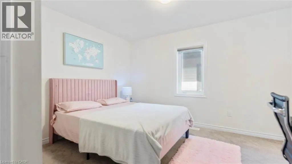 29 BEE Crescent
