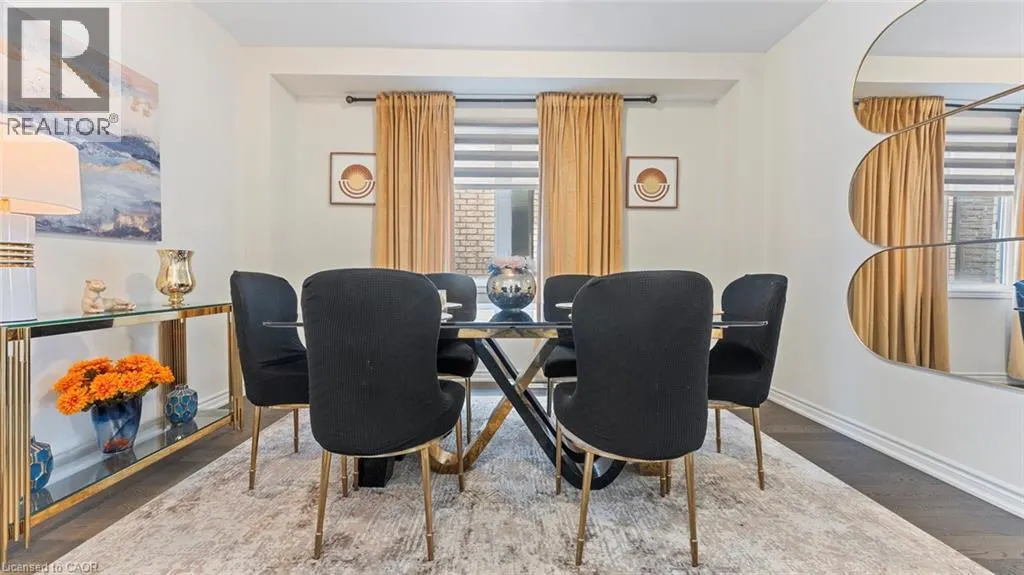 29 BEE Crescent