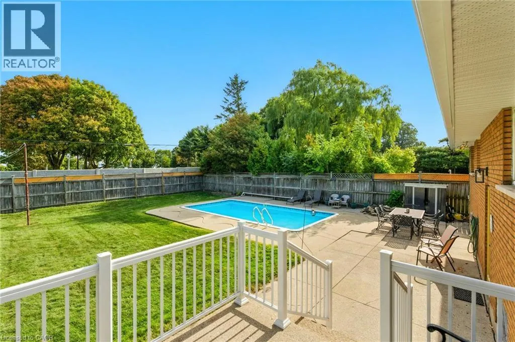 20 WOODSIDE Drive