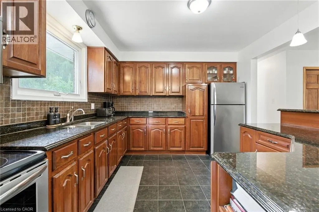 20 WOODSIDE Drive