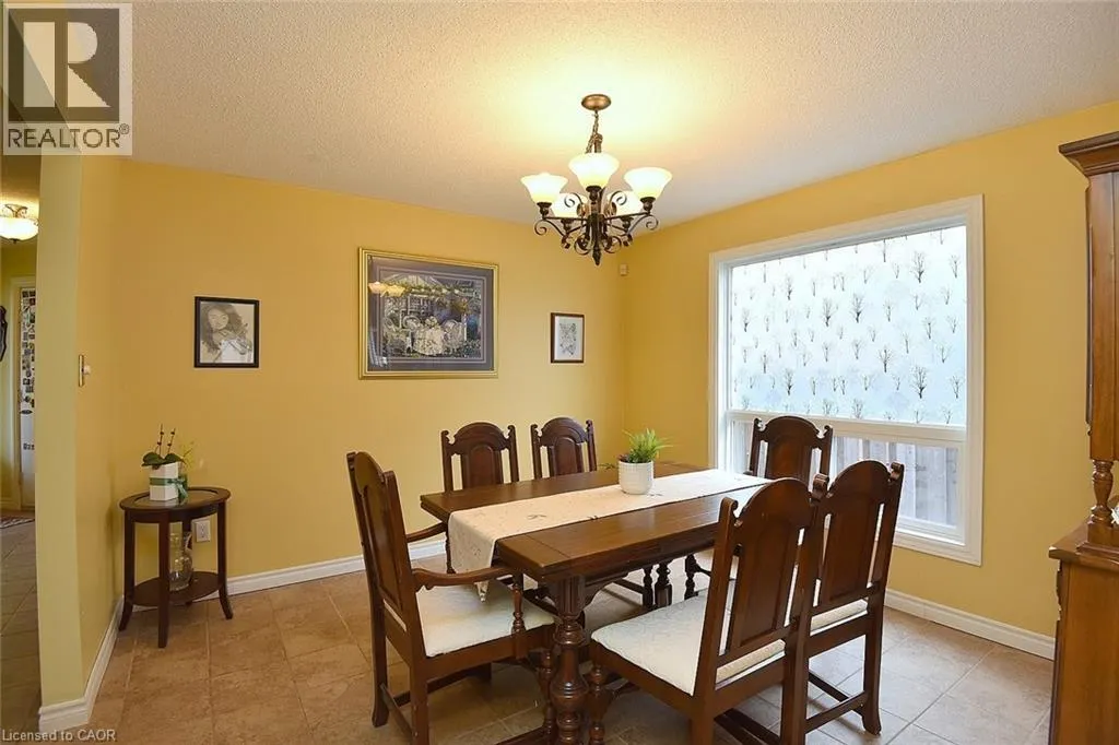 43 NISKA Drive