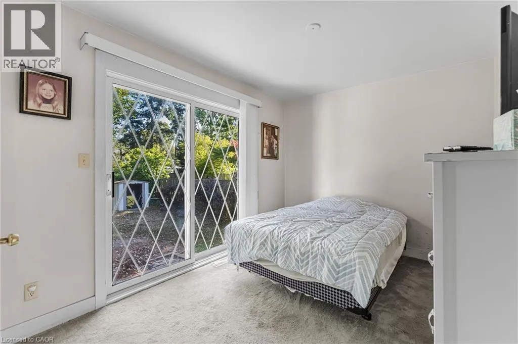 323 NORTH CAYUGA Street W