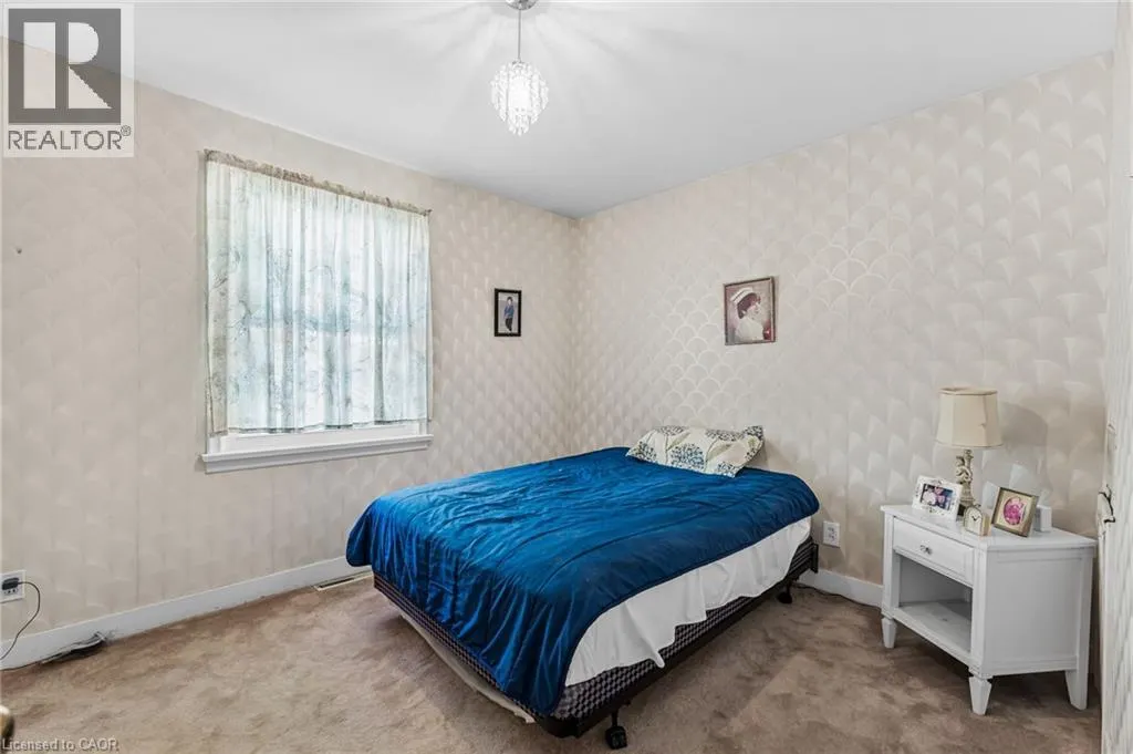 323 NORTH CAYUGA Street W