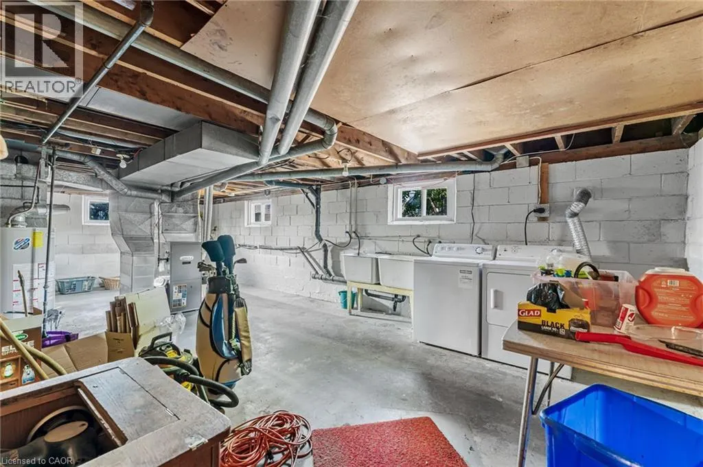 323 NORTH CAYUGA Street W