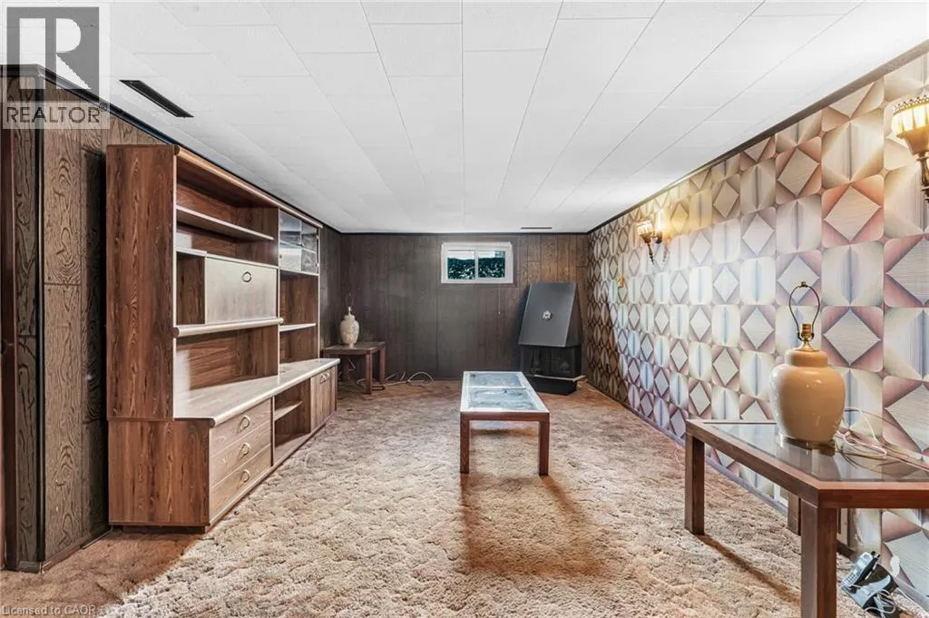 323 NORTH CAYUGA Street W