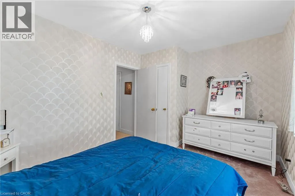 323 NORTH CAYUGA Street W