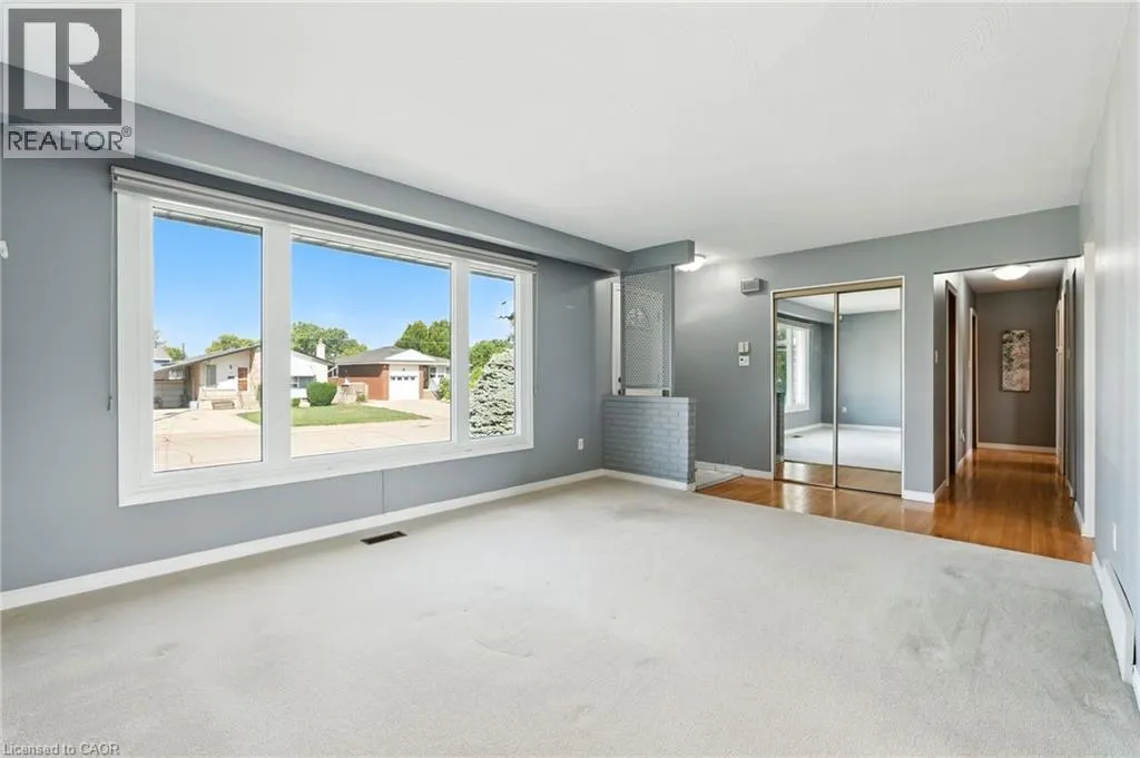 10 ROSE Crescent
