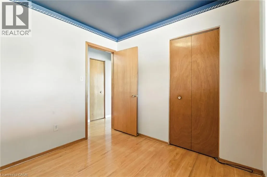 10 ROSE Crescent