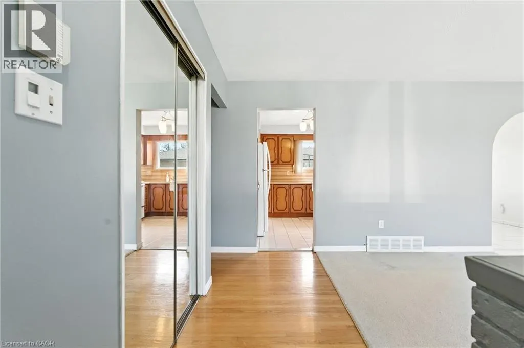 10 ROSE Crescent