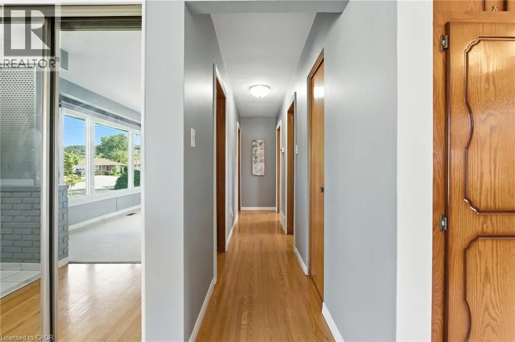 10 ROSE Crescent
