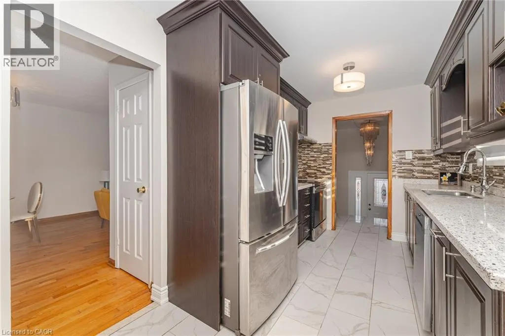 3783 KEENAN Crescent