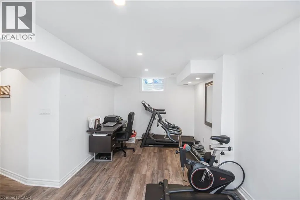 31 GRIFFITH Drive
