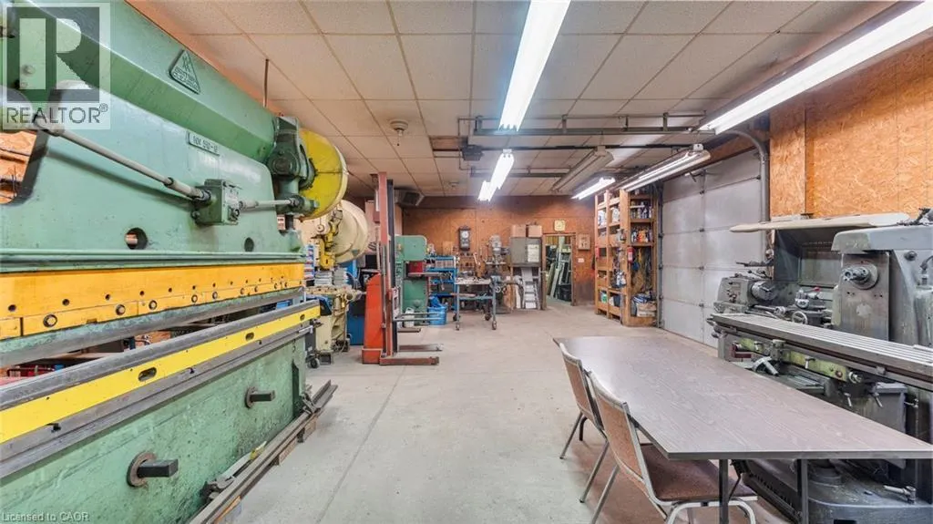 2210 1ST CONC RD STR Concession E