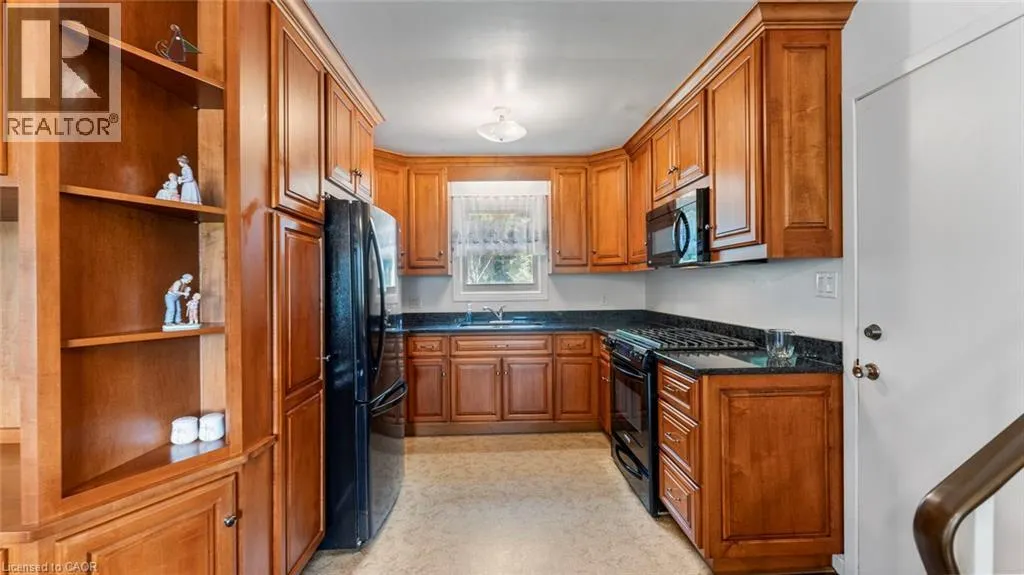 2210 1ST CONC RD STR Concession E