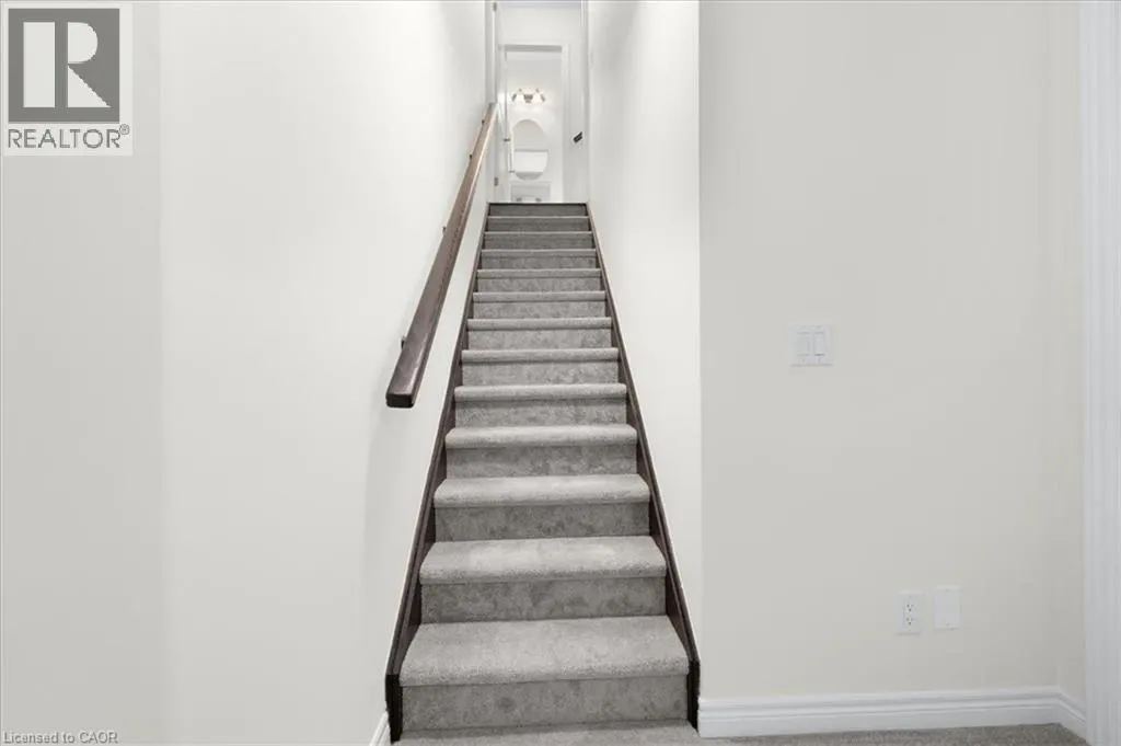 64 GRASSBOURNE Avenue