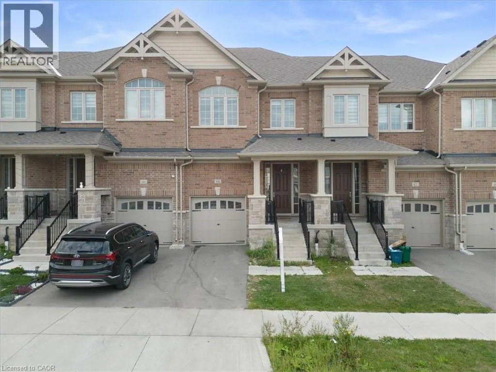 64 GRASSBOURNE Avenue
