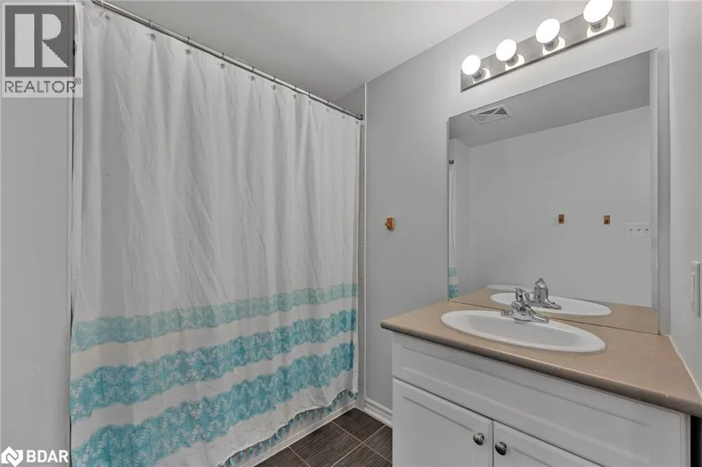 720 YONGE Street Unit# 205, #205