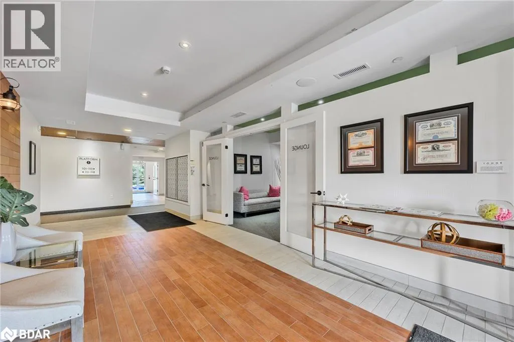 720 YONGE Street Unit# 205, #205