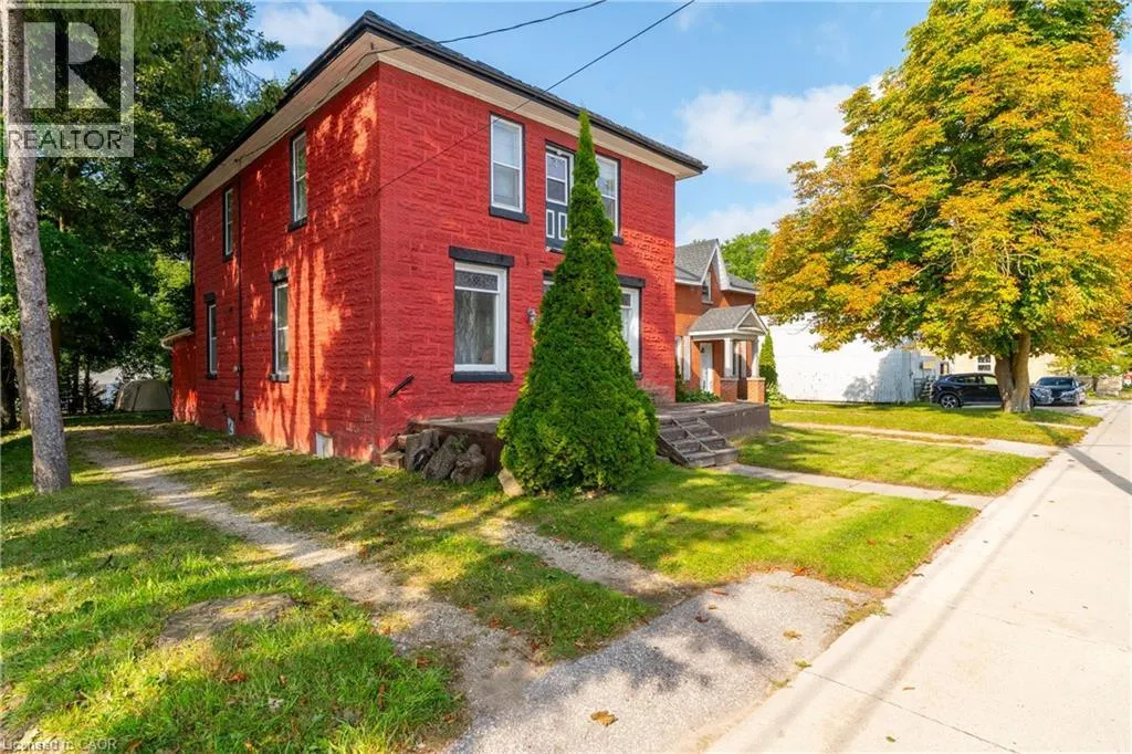349 MAIN Street S