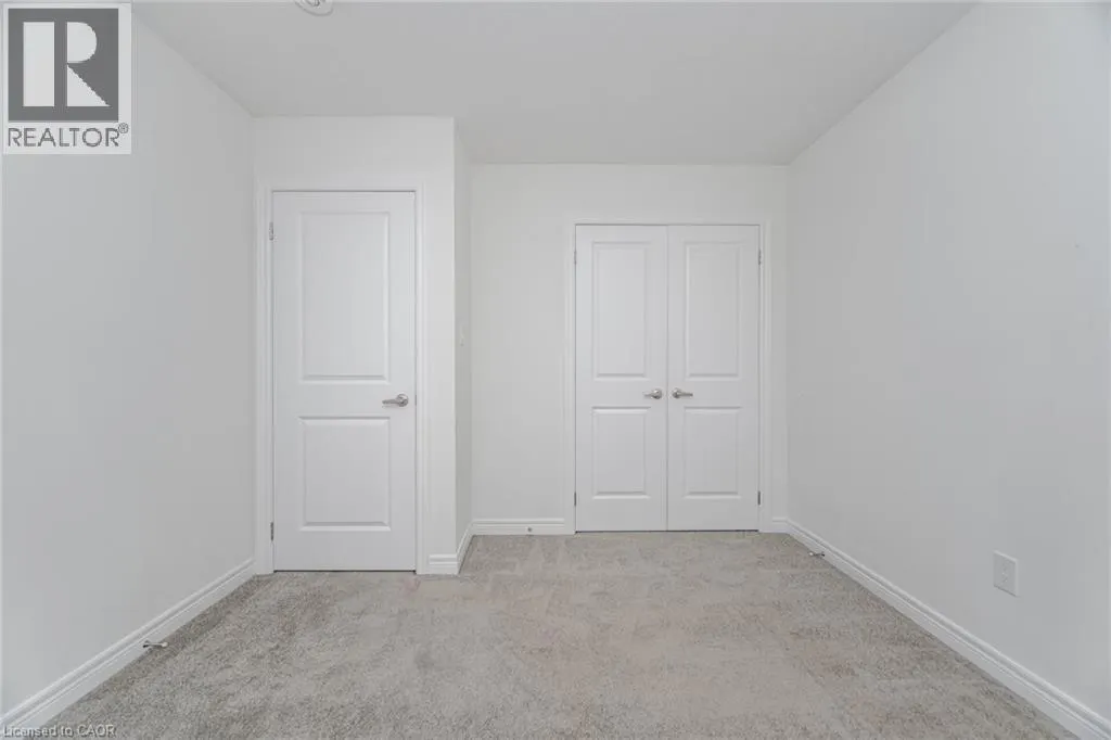 14 DRYDEN Lane
