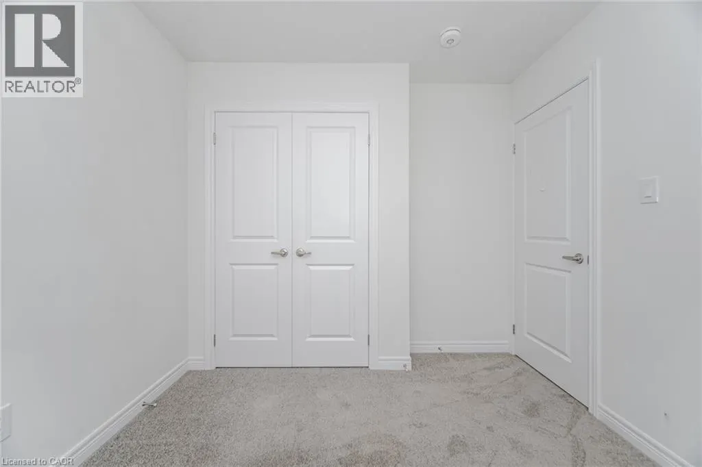 14 DRYDEN Lane