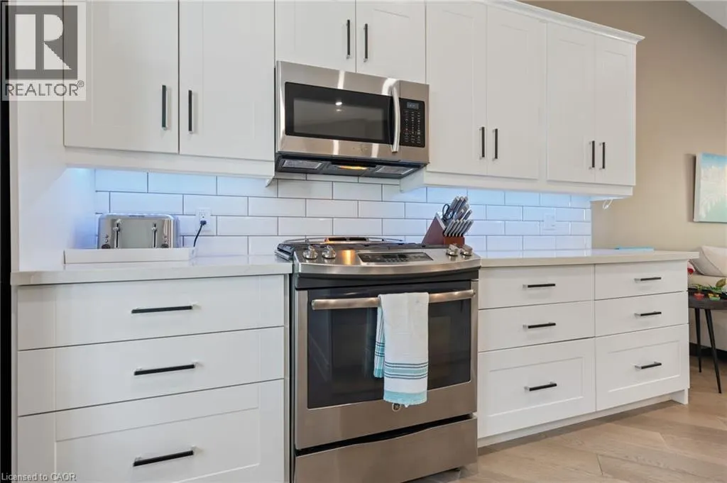 12 BRIARLEA CRES Crescent