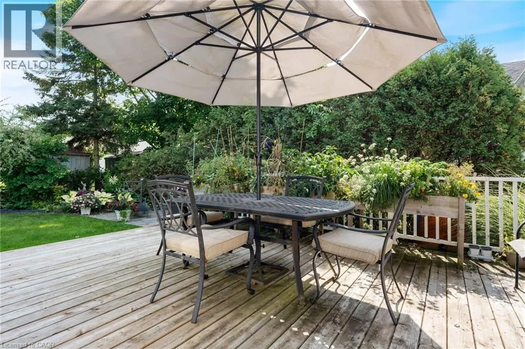 12 BRIARLEA CRES Crescent
