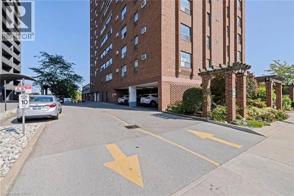 141 CHURCH Street Unit# 602, #602