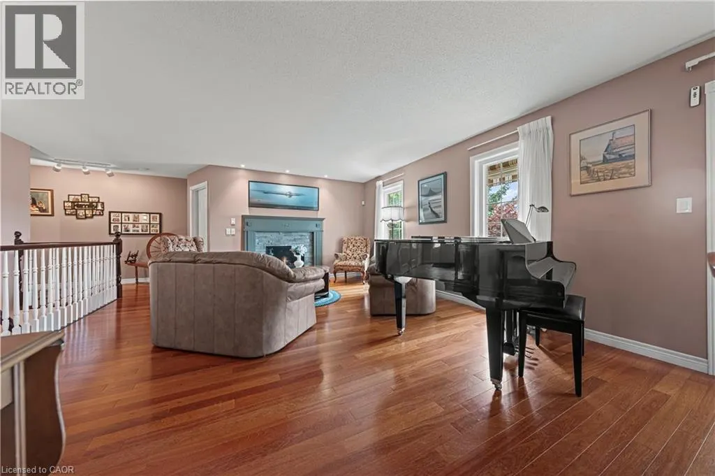 110 BEASLEY Crescent Unit# 6, #6