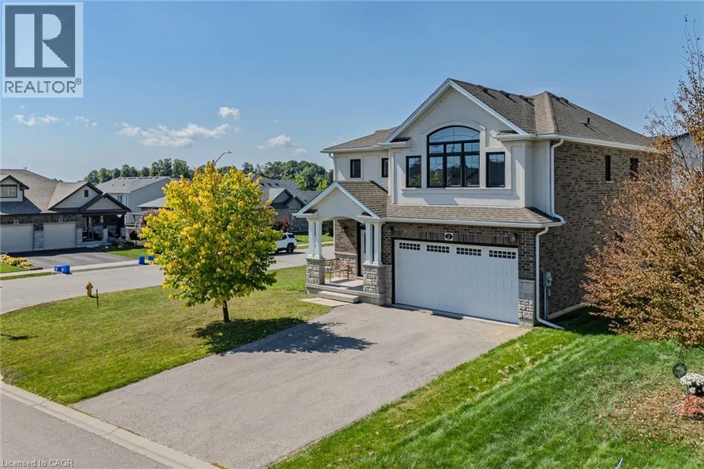 2 SEDGE AVE Avenue