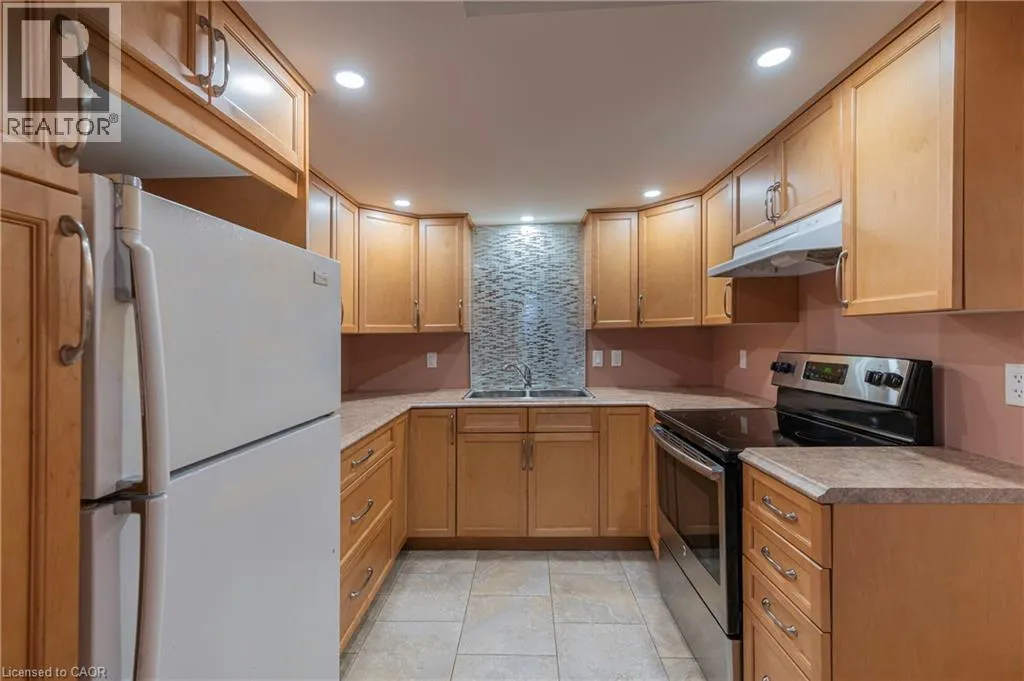 374 FAIRWAY Road