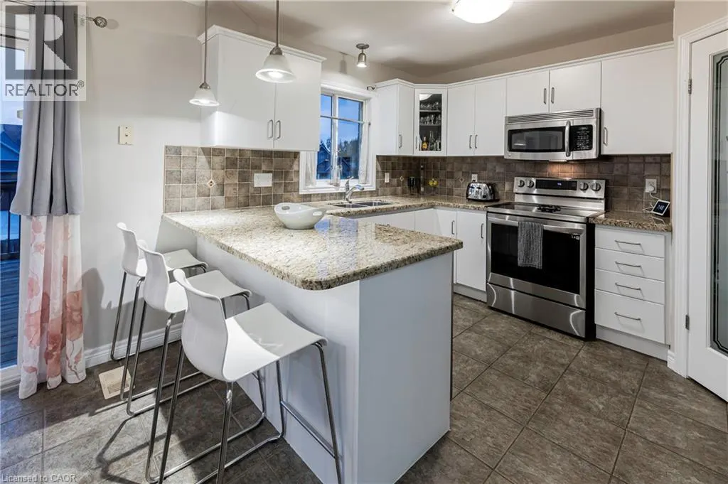 374 FAIRWAY Road