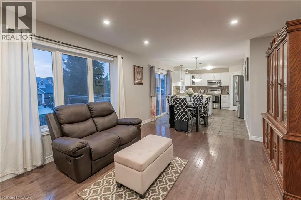 374 FAIRWAY Road