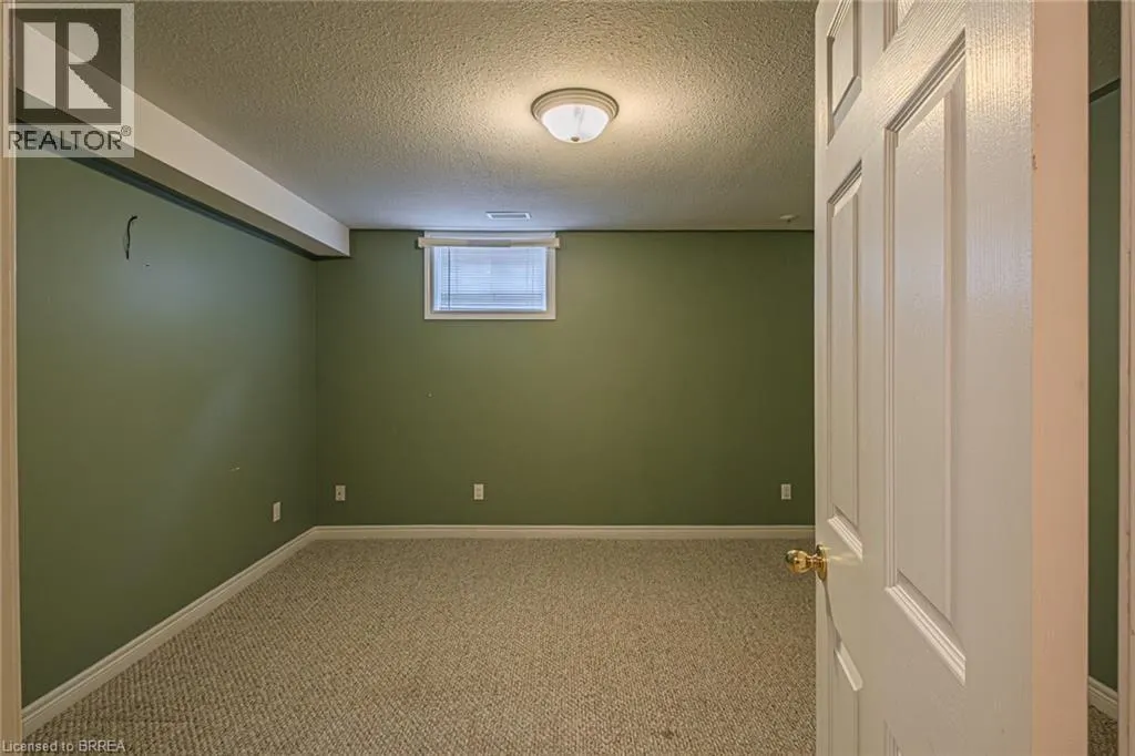 110 SOMERSET Road Unit# 9, #9