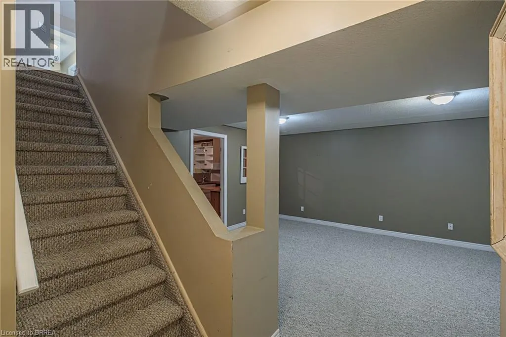 110 SOMERSET Road Unit# 9, #9